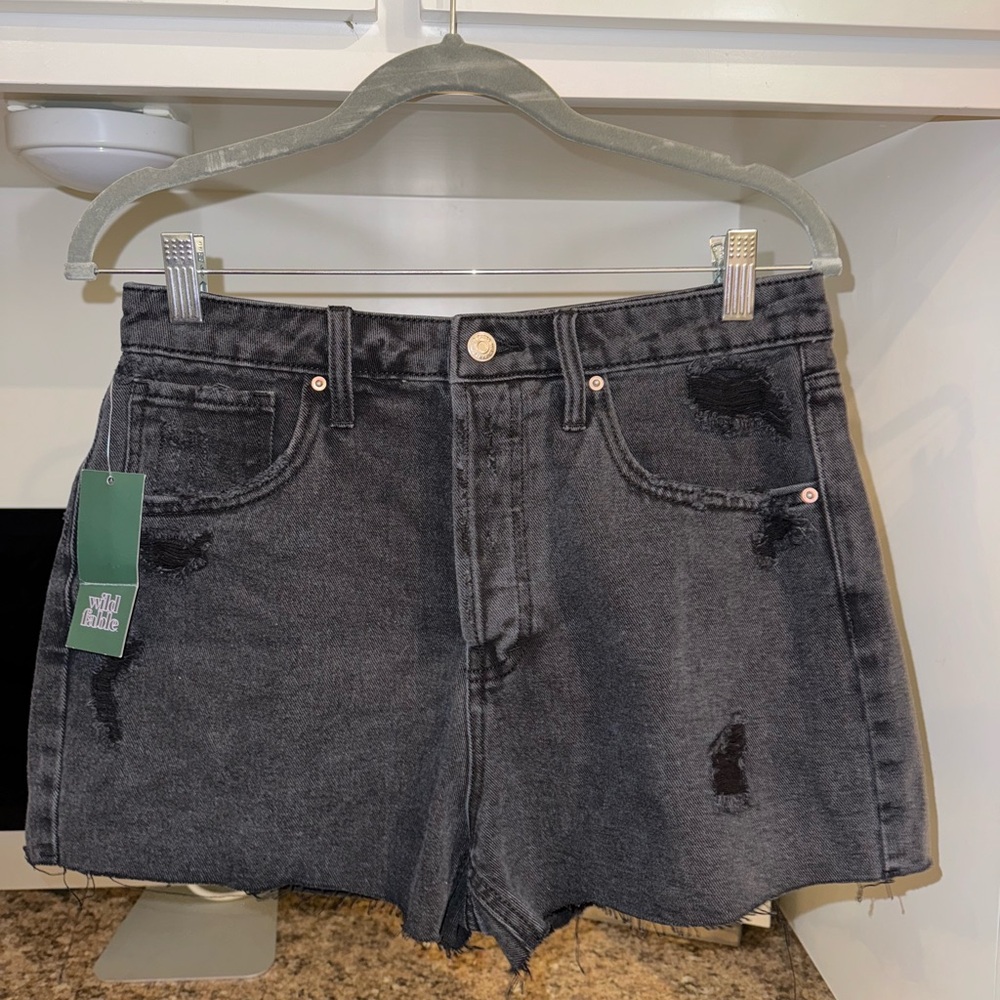 NWT Wild Fable black denim shorts - Size 6